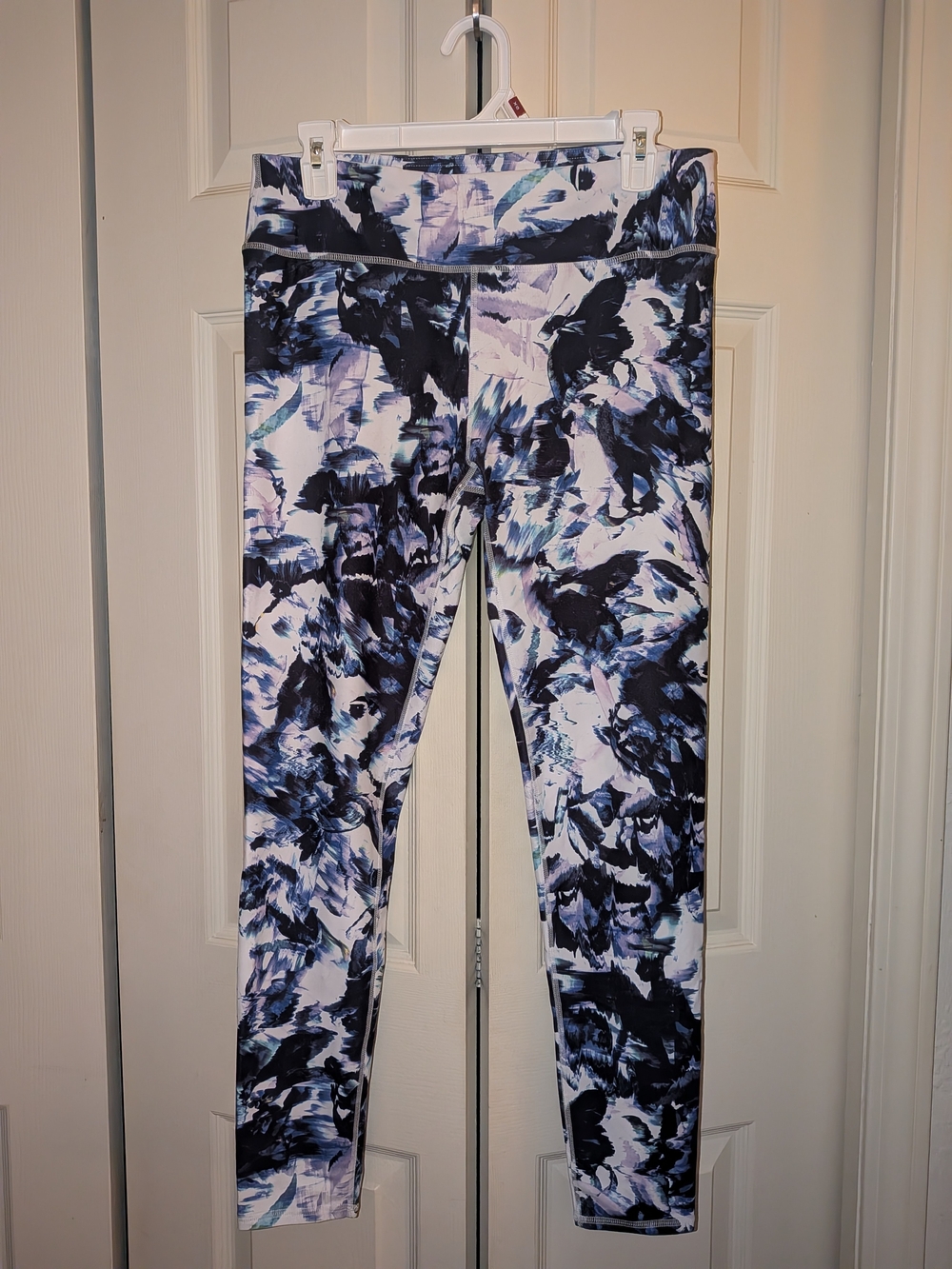 Fabletics Blue, Black & White Abstract Print Leggings